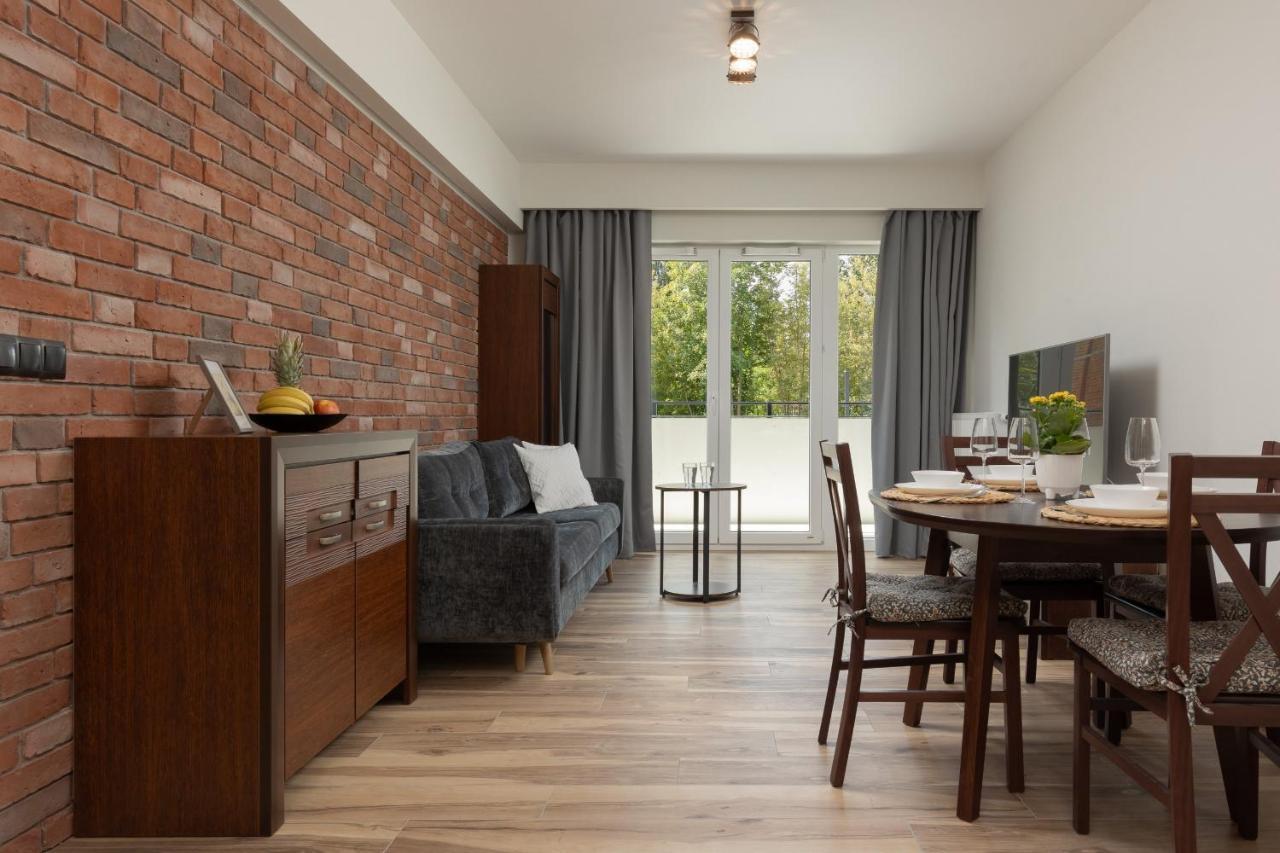 Apartment With Balcony & Parking Near Manufaktura Lodz By Renters Prestige ภายนอก รูปภาพ